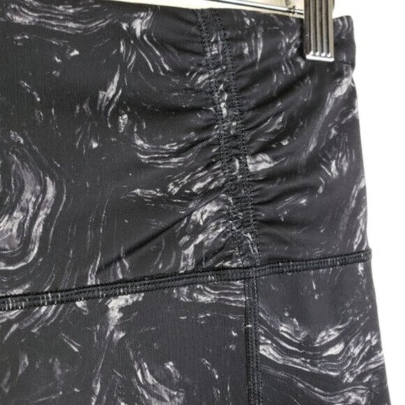 Lululemon Runday Crop *Full-On Luxtreme Leggings Arsenal Ambient Grey Black sz 4 - Picture 13 of 16